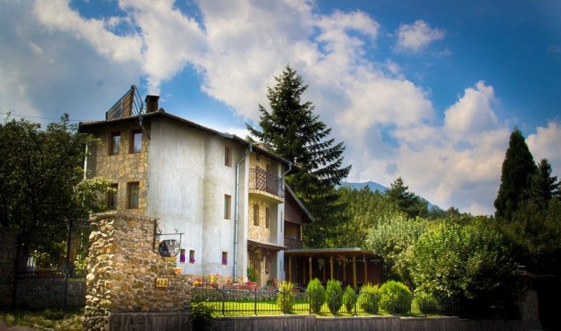 Вила Понтика - Villa Pontica - стаи под наем, нощувки, почивка сред пр