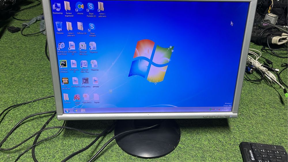 Продам мониторы дешево