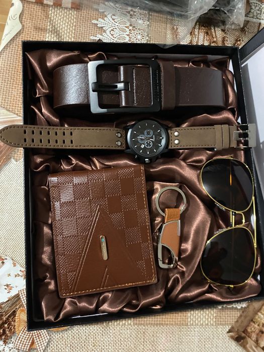 Set cadou barbati cu 5 Piese