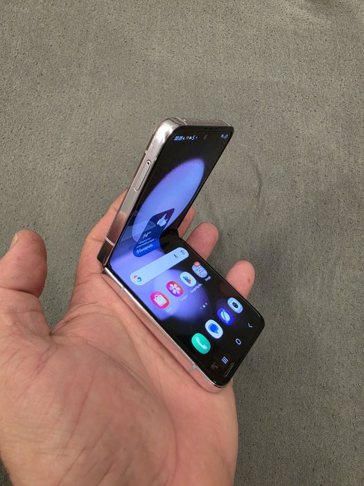 Samsung Flip 5 розов