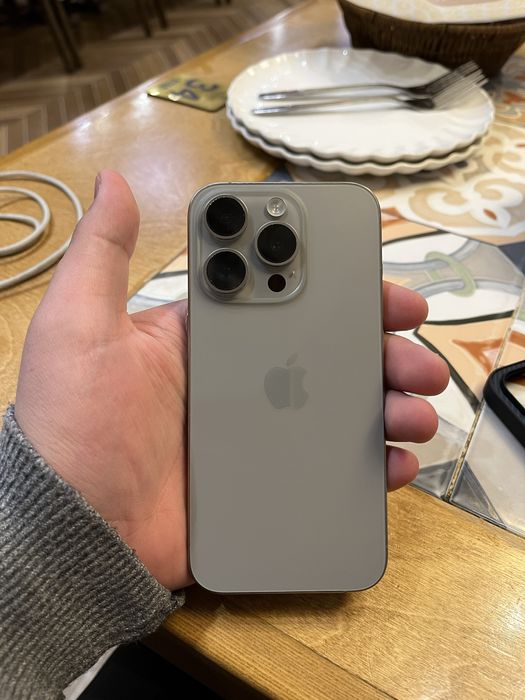 IPhone 15 pro 256гб