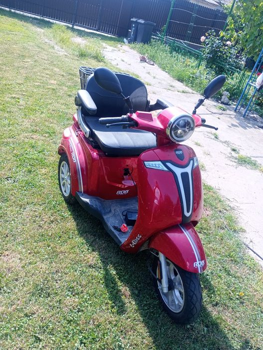 Tricicleta electrica 330km