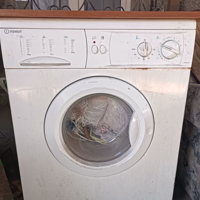 Продам стиральную машину