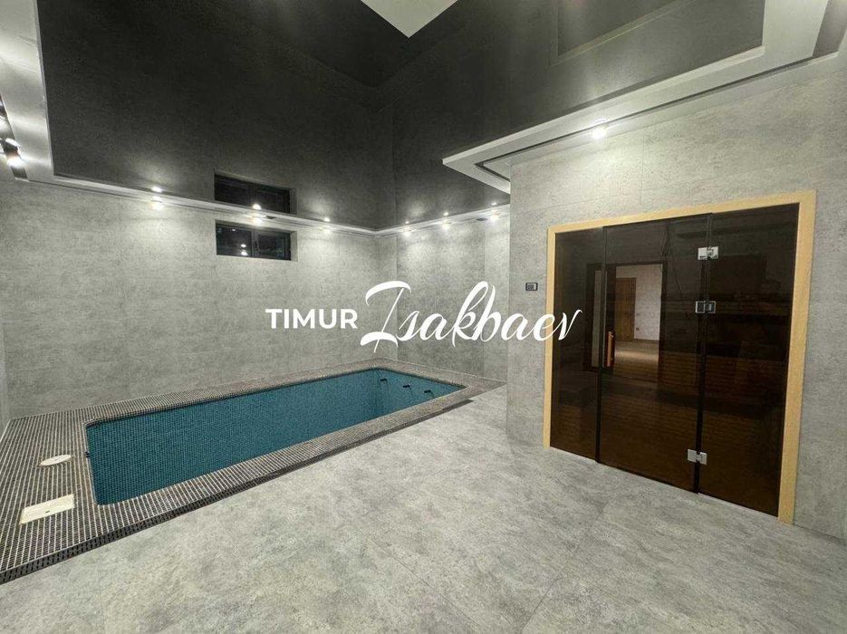 Продам ЕвроДом Центр Луначарского 2,5 сотки