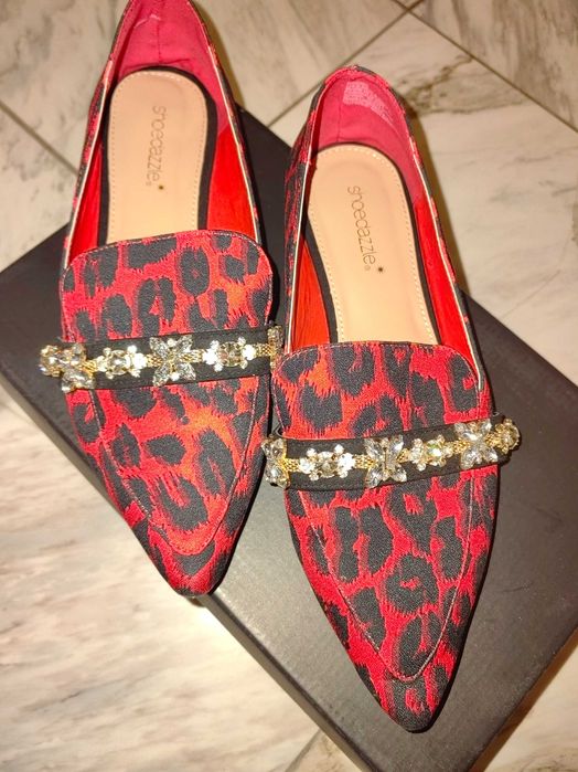 елегантни обувки