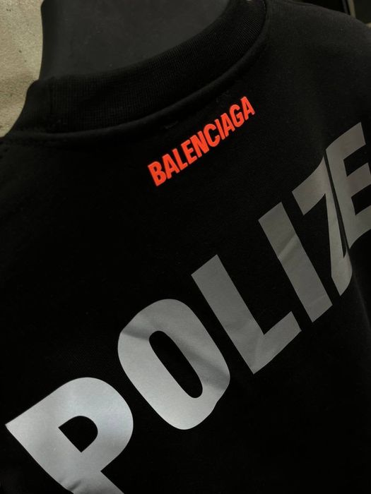 Bluza Balenciaga Polizei si pe negru
