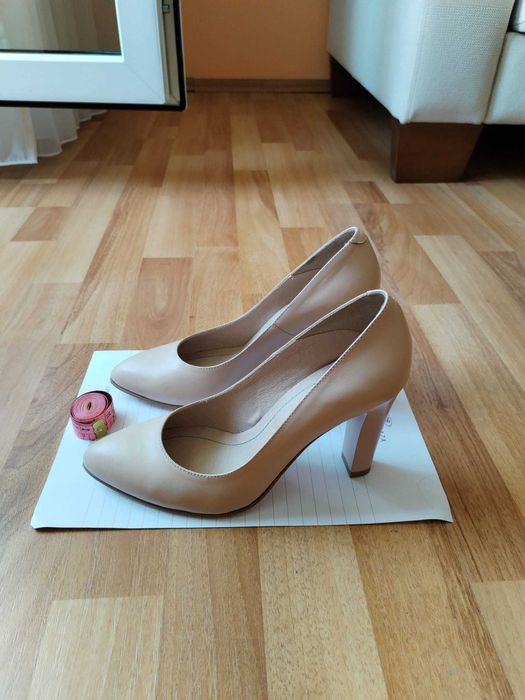 Pantofi piele naturala nude