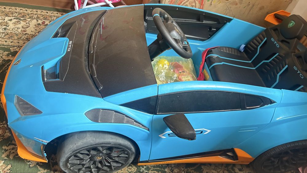 Срочна продается машина ломбарджини