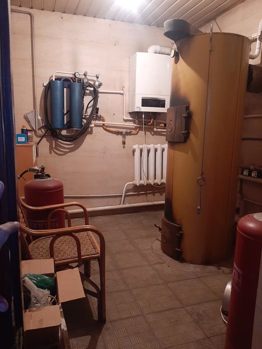 Продам котедж. 365м. В преспективном р-оне.