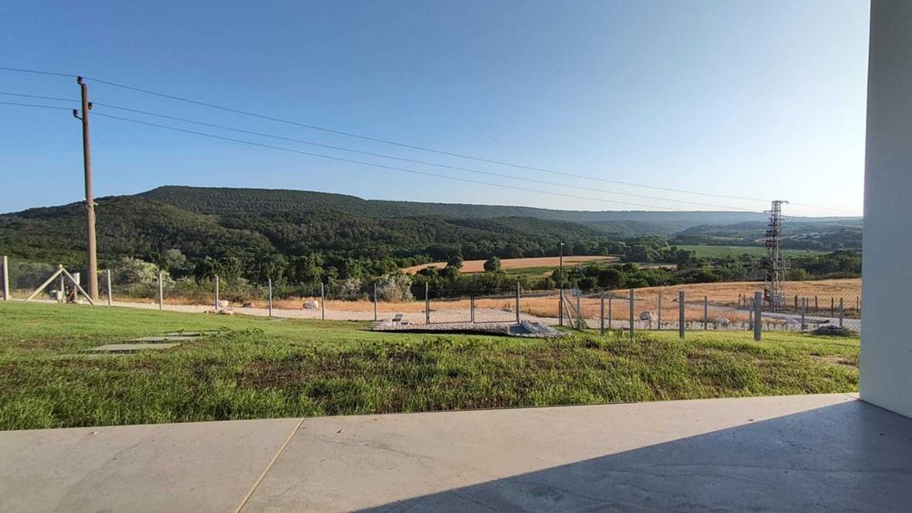 Нискоенергийни къщи до Балчик