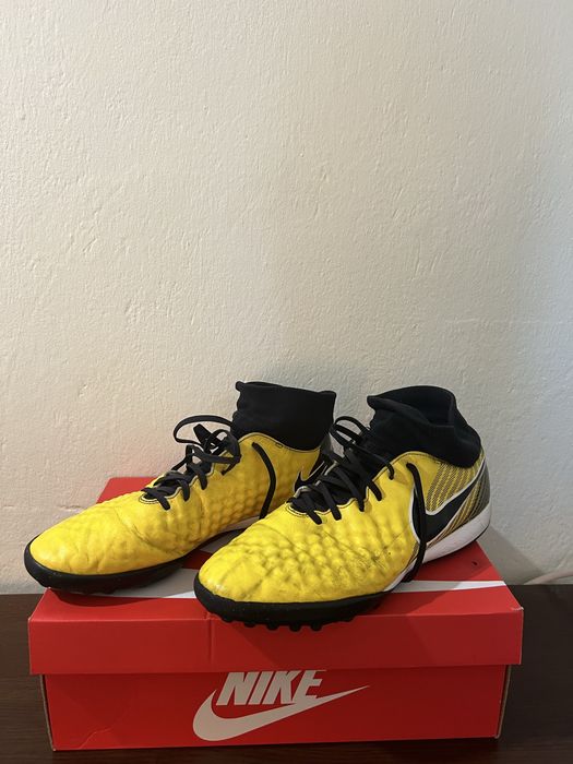 Nike MagistaX Onda II Dynamic Fit (TF/IC)