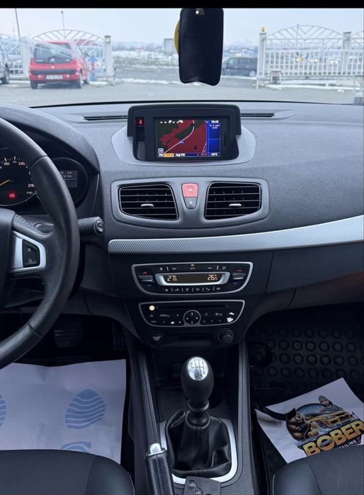 Renault Fluence navi , clima