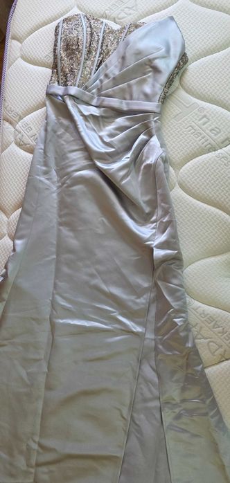 Официална рокля размер S