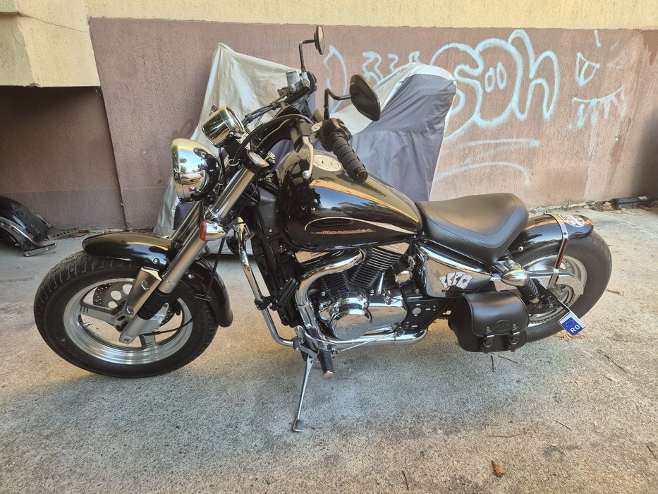 Bobber Suzuki marauder vz800