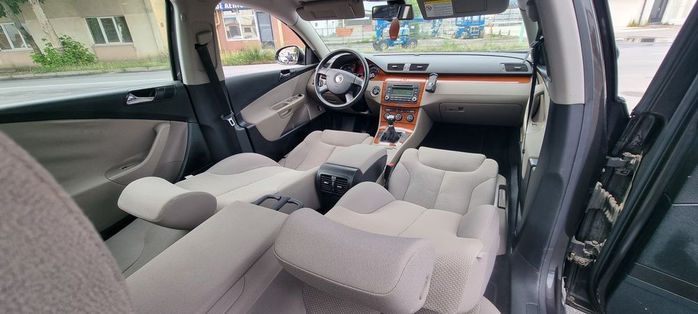 Vw passat 2.0tdi mokka brown highline fara rugina!accept unele variante
