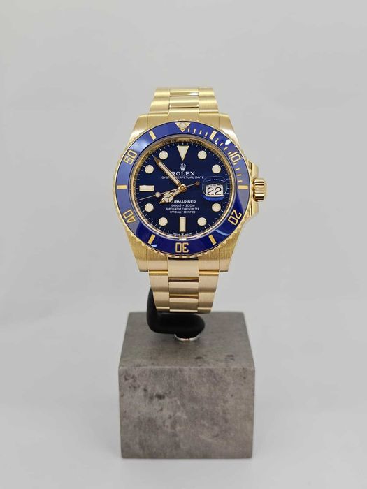 Rolex Submariner Date Yellow Gold / Blue Dial