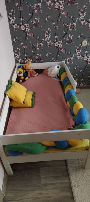 Кроватка детская