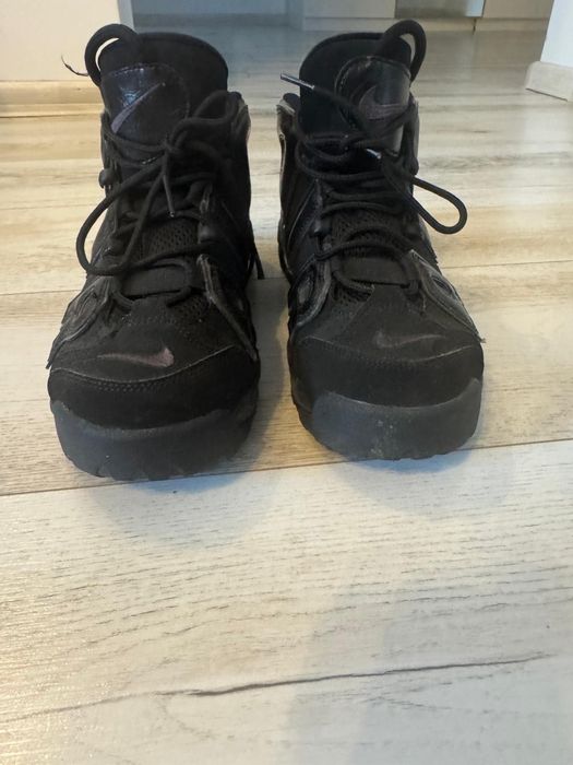 Adidasi Nike Uptempo negrii