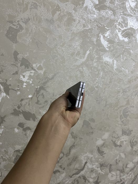Samsung Z Fold 5 sotiladi