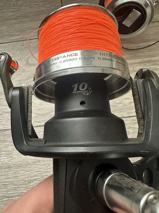 2 mulinete okuma Dci 80 impecabile