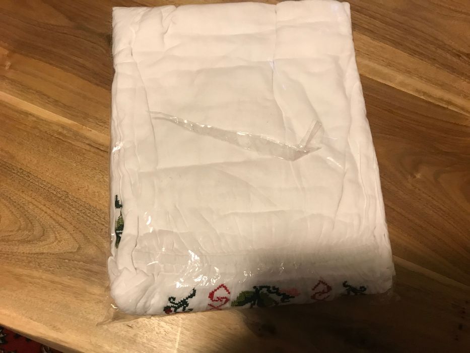 Ie, rochie tradițională, nouă