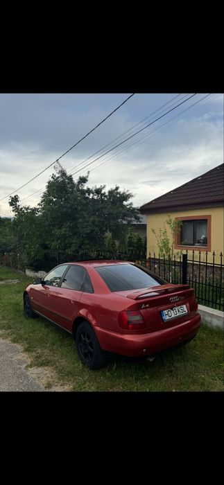 AUDI A4 1997 — imagine 2