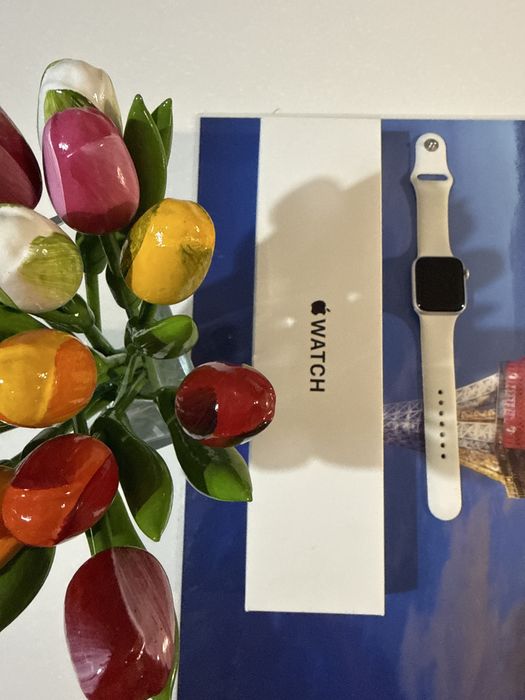 Apple Watch SE 2 Series , 40 mm