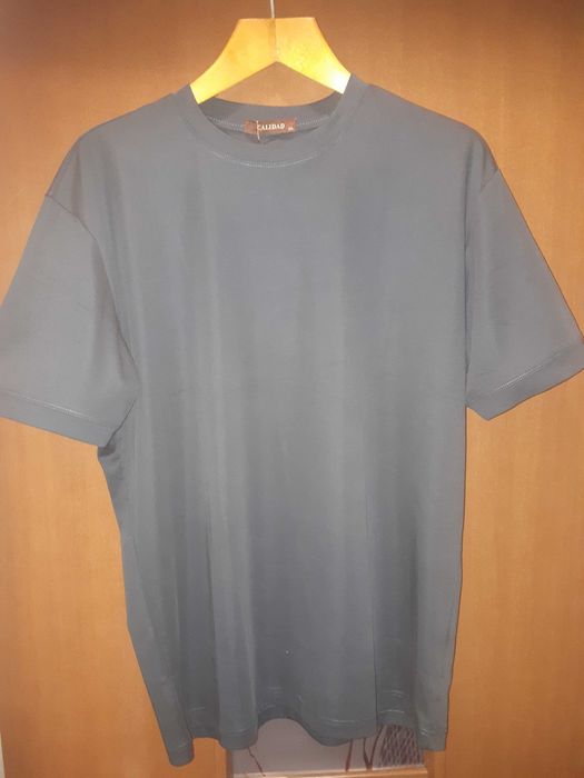 Продам футболку мужскую