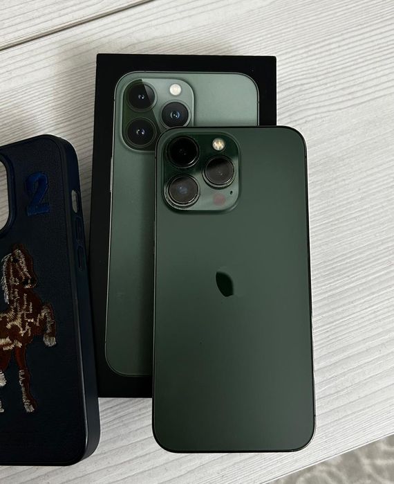 Продаю iphone 13 pro