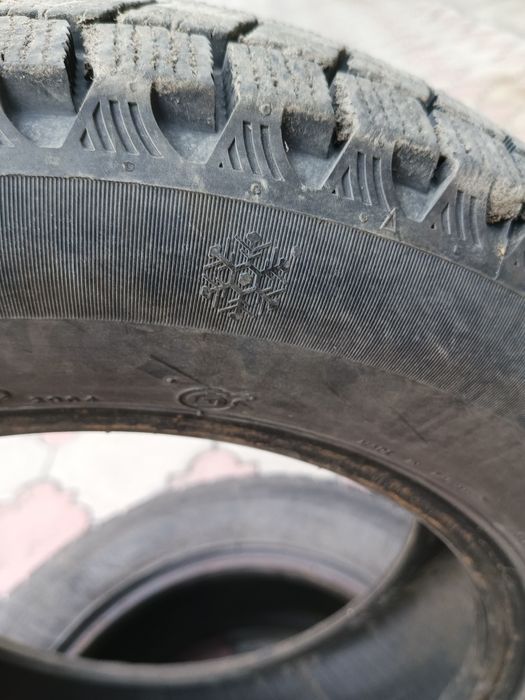 Зимние шины 185/65/R14
