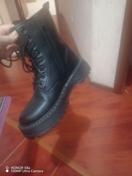 Женский обувь сапаги