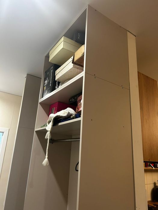 Шкаф для прихожей