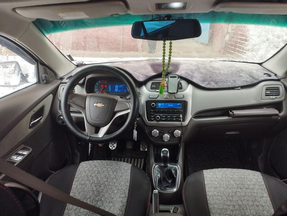 Chevrolet Cobalt avtomobili