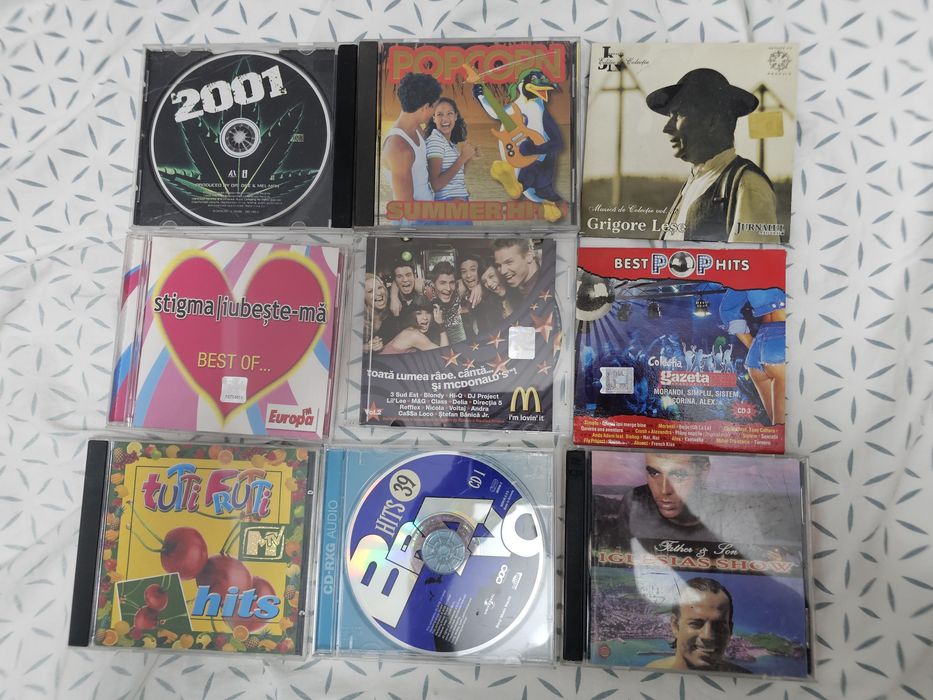 Eminem, Madonna, LL Cool J, Dr. Dre, Enrique Iglesias Music disc CD's.