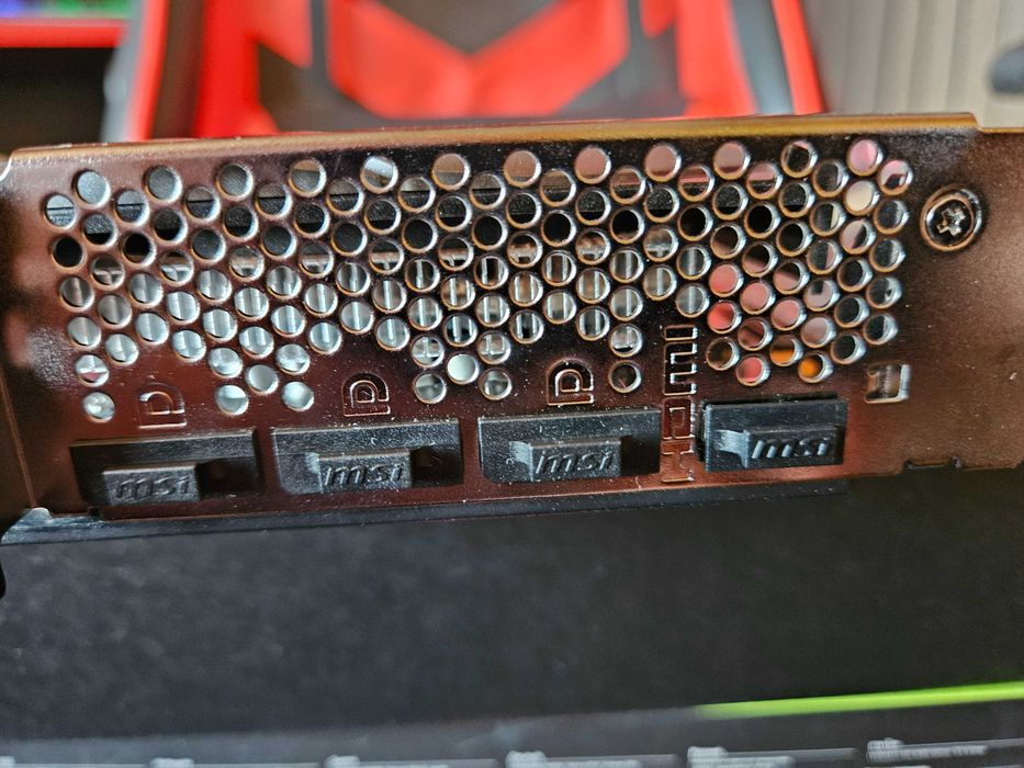 Видео карта : MSI RTX 3050 , 8 GB , OC