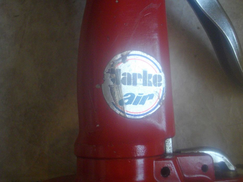 Пневматична Нитачка/ Ръчна Нитачка Профи Грм GESIPA HN2/ Скоба Клапани