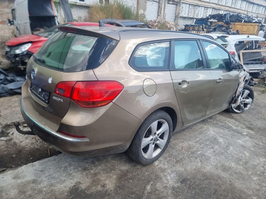 Tablou sigurante 13368652 Opel Astra J (2009 - 2012)