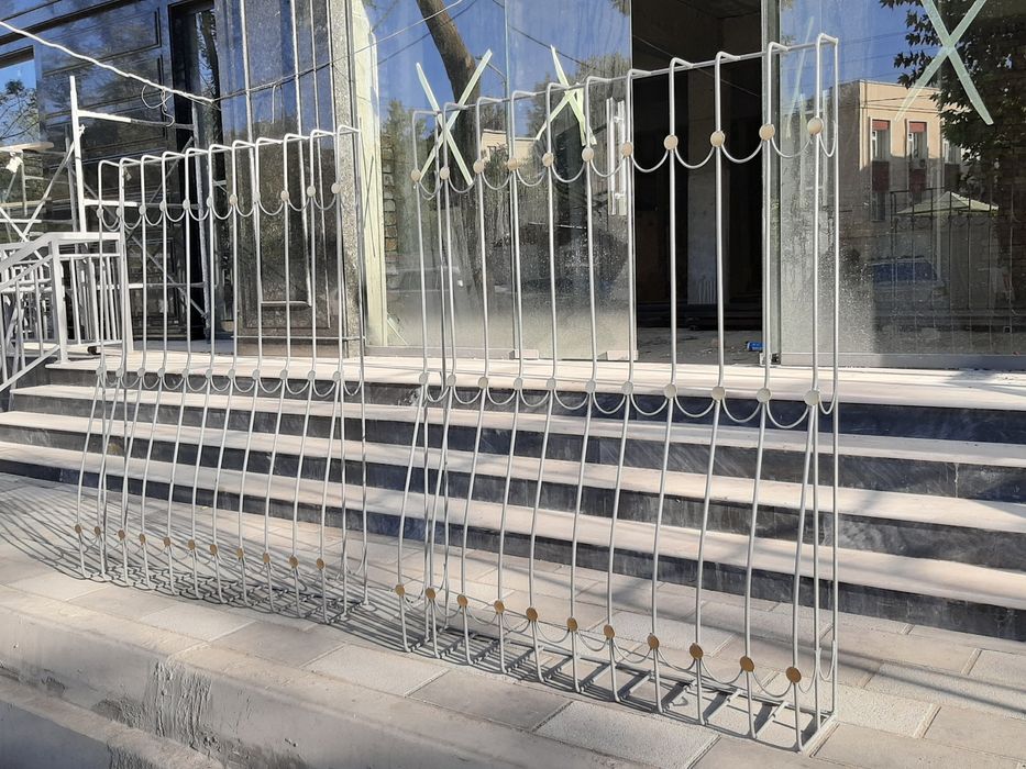 Решетки перила ограда