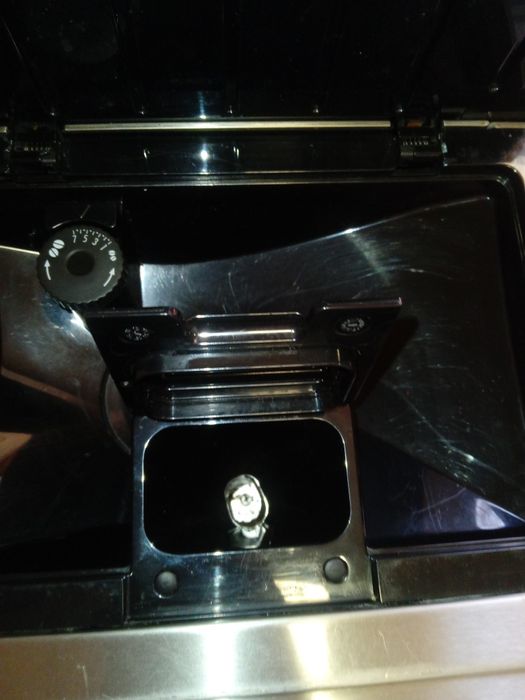 Кофеманам. Продаю домашнюю Delonghi PrimaDonna S EVO. Всего 1081 чашка