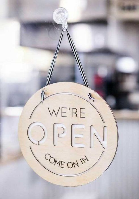 Изготовление табличек под заказ