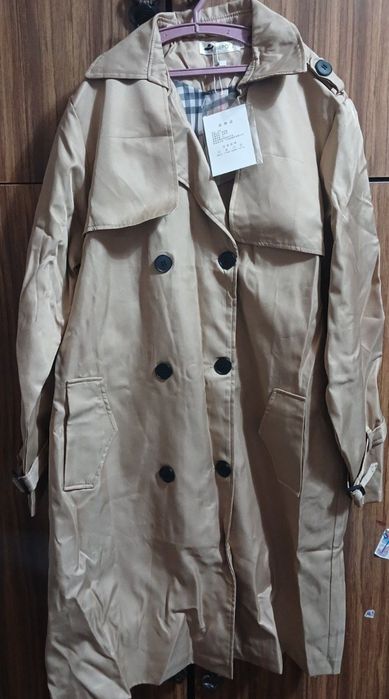 Продаётся новый тренч