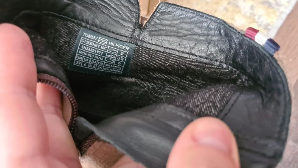 Ghete pentru primavara tommy hilfiger, piele intoarsa, 39