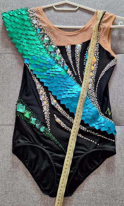 Трико за художествена гимнастика