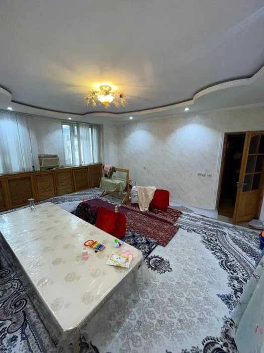 Коракамиш куш бозори 2 хона 2 та сотилади
