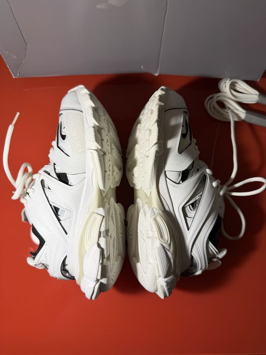 Balenciaga Track 36
