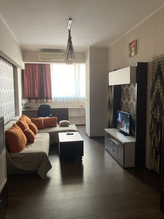 Vand apartament 1 camera+ nisa de dormit Ared Uta