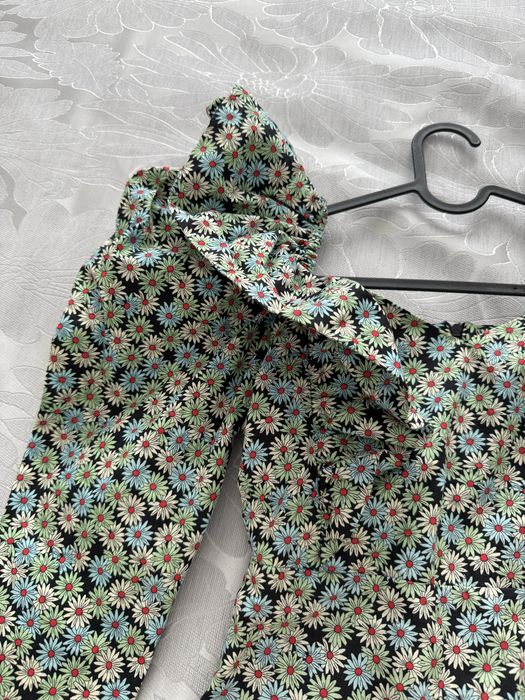 Bluza Zara cu volane