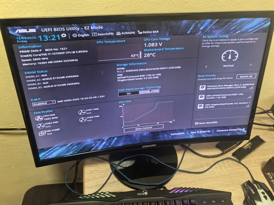 Kit gaming i7 10700kf placa baza ssd m2 256gși rami 16g