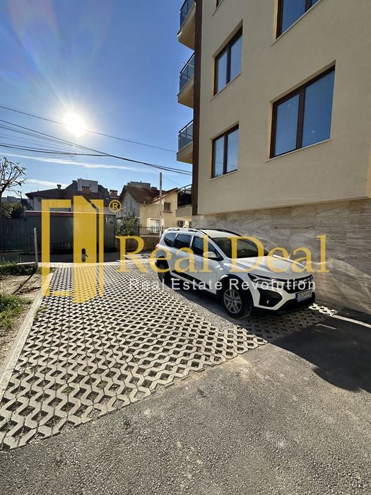 Дава се под наем Тристаен апартамент в София, Надежда 3 - 94 кв.м за 750 € - Снимка #12