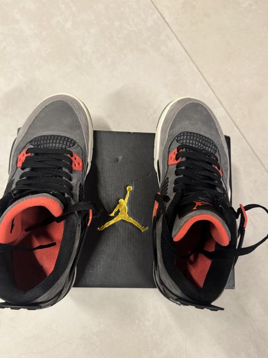 ОРИГИНАЛНИ Air Jordan 4 “Infrared” 38,5 номер
